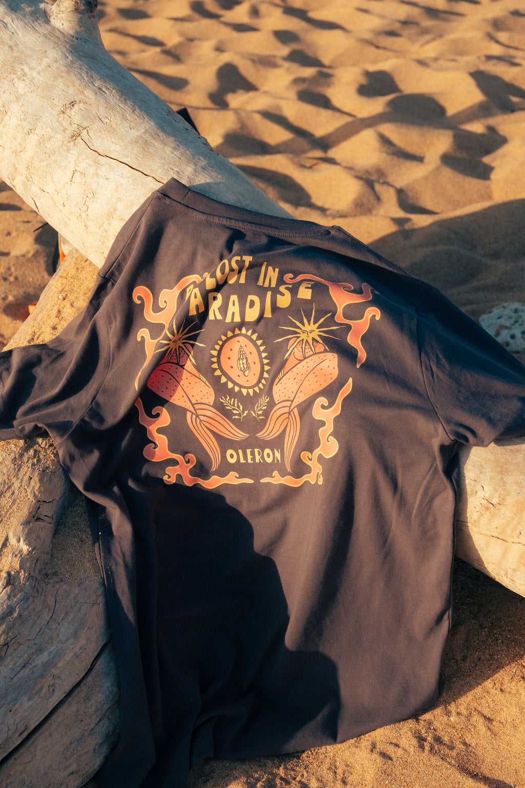 T-shirt Lost in Paradise